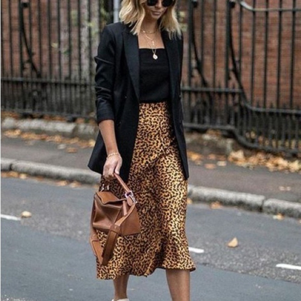 Rachael ZOE skirt New with tag